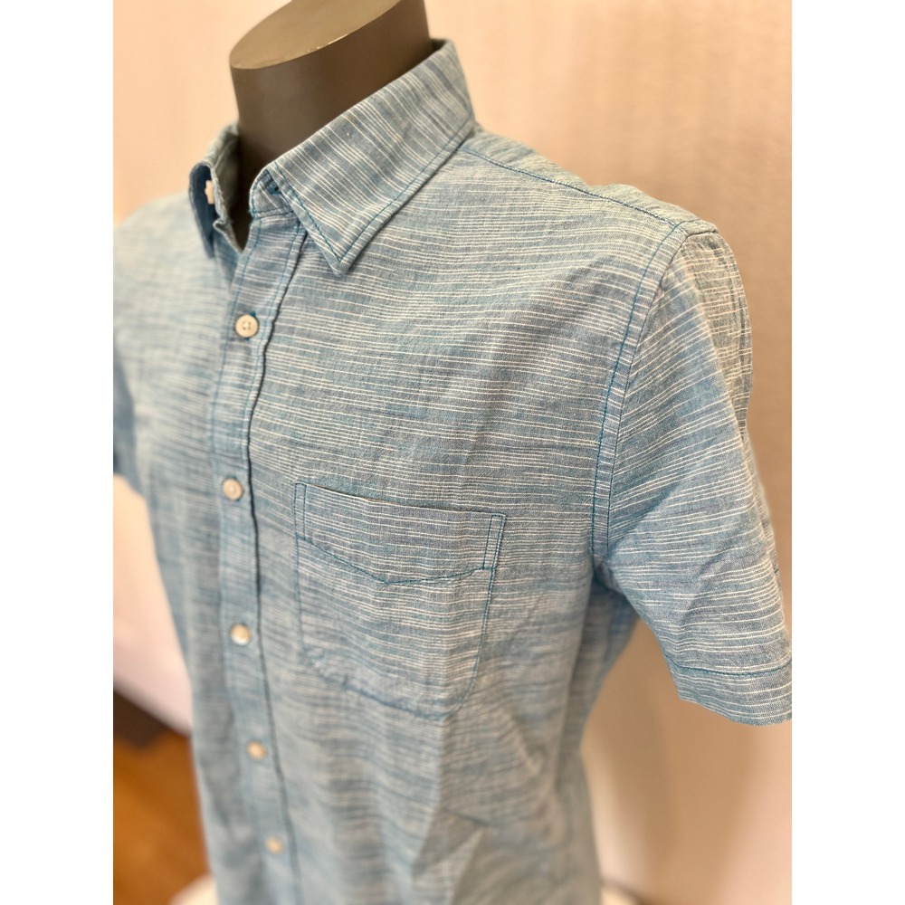 Aeropostale Button Down Shirt Mens Medium Blue Excellent Short Sleeve Slub